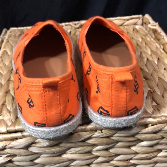 SF Giants women’s canvas shoes by Team Beans size medium (9) - Picture 2 of 6